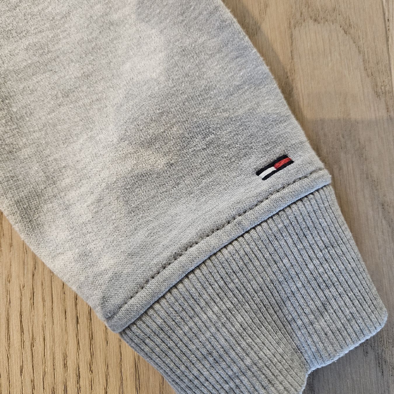 Tommy Hilfiger Pullover & Sweatshirts: Tommy Hilfiger Pullover – Gebraucht aus Rüschlikon von niwa 2