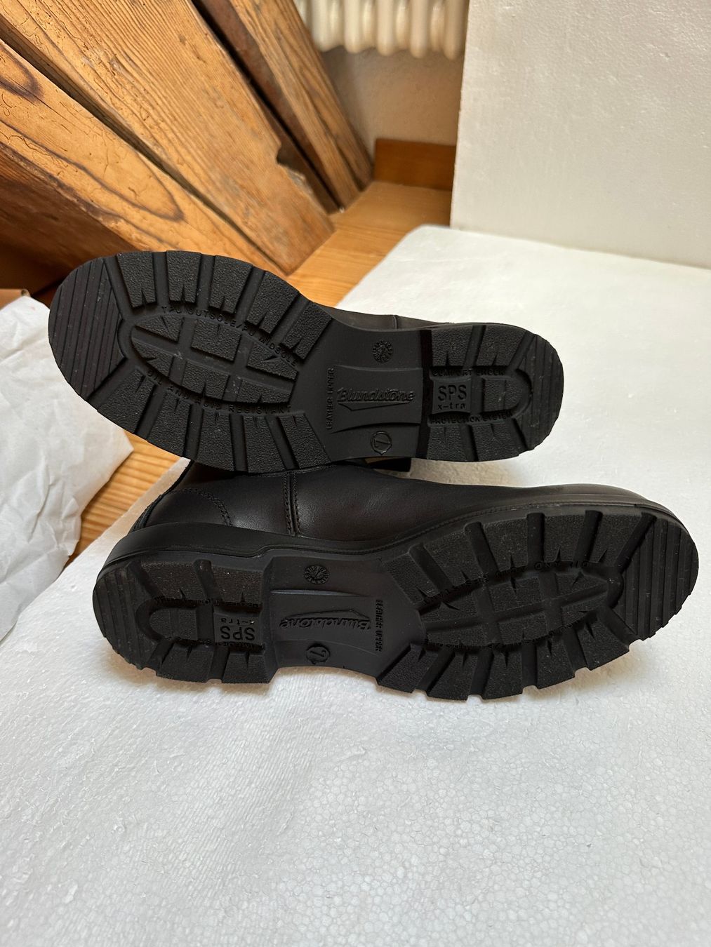 Blundstone Scarpe da uomo: Blundstone Classics 558 Gr. 41 schwarz neu! – Nuovo e nell'imballaggio originale da Gümmenen venduto da FelizitasHermann 5