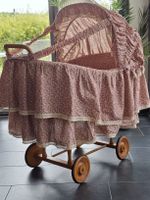 Baby Stubenwagen Korbgeflecht über 100 jährig