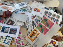 Briefmarken ganze Welt gestempelt nicht abgelöst 6,607kg