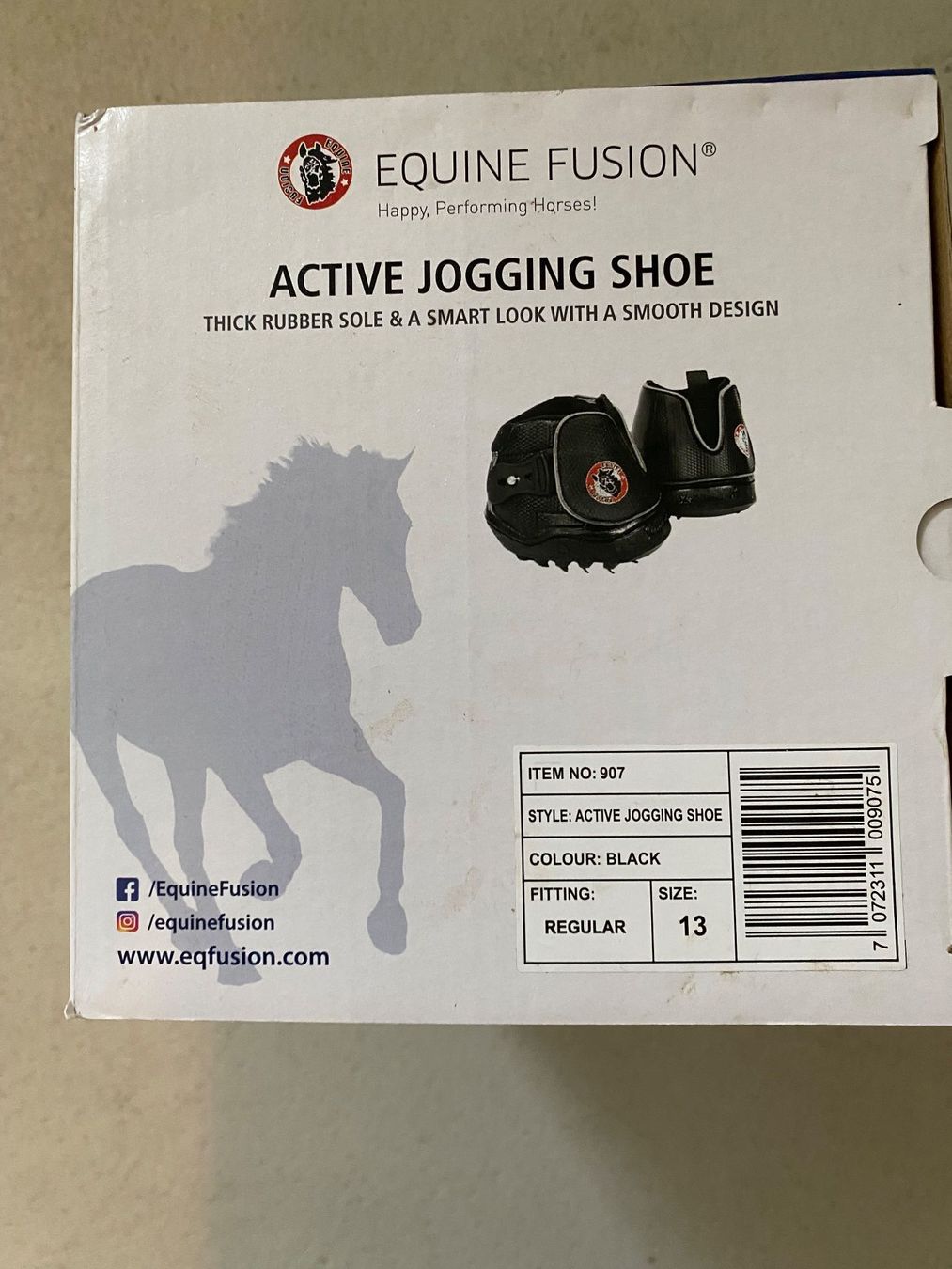 Scarpe per cavalli: Equine Fusion Active Jogging Shoe, Neu, Gr. 13 Regular – Nuovo e nell'imballaggio originale da Wohlen AG venduto da Robballantine
