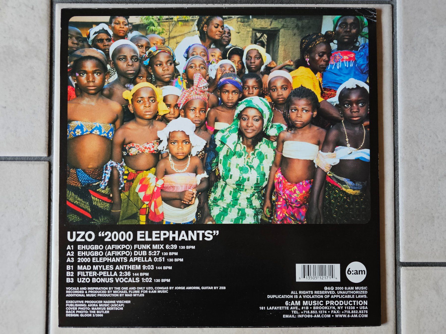 Dischi in vinile: UZO  -  2000 Elephants  /  LP – Usato da Schneisingen venduto da backstore24 1