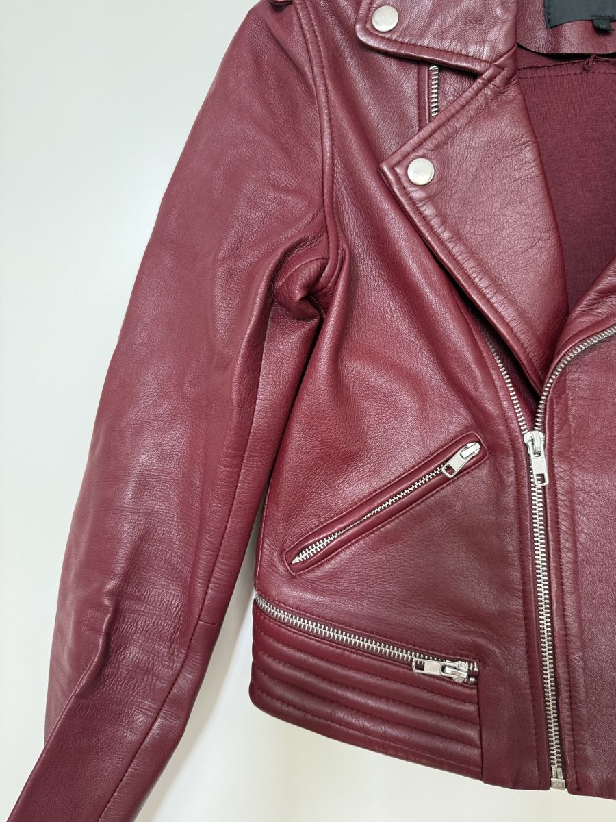 Maje Jacken: Maje Lederjacke Bordeaux Grösse 36  – Gebraucht aus Zug von 5anna 1