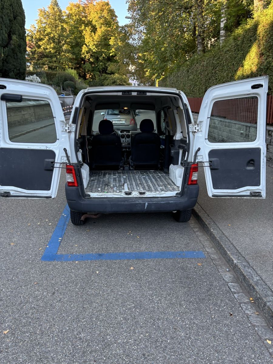 Peugeot Veicoli commerciali: Peugeot Partner 1.4i – Usato da St. Gallen venduto da lor_65bk 4