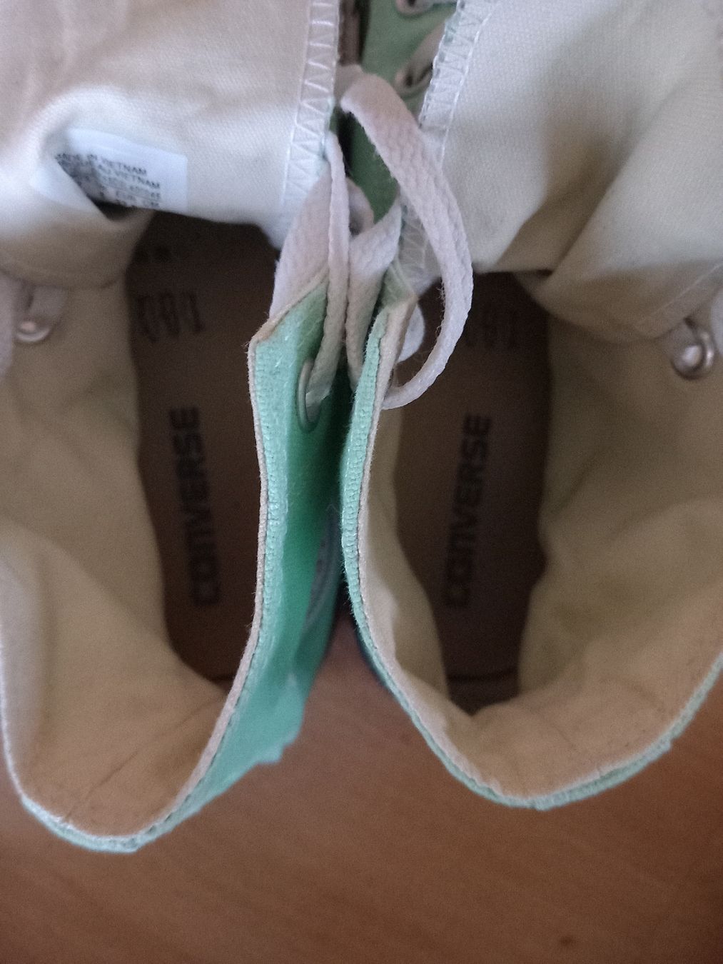 Converse Scarpe da donna: Converse Chuck Taylor high-top – Usato da Faoug venduto da per_kp6r 2