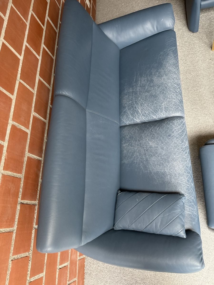 Divani: 2 Sofas (5 Plätze) leder blau mit Glastisch dreifach – Usato da Widen venduto da Sir_copilot 3