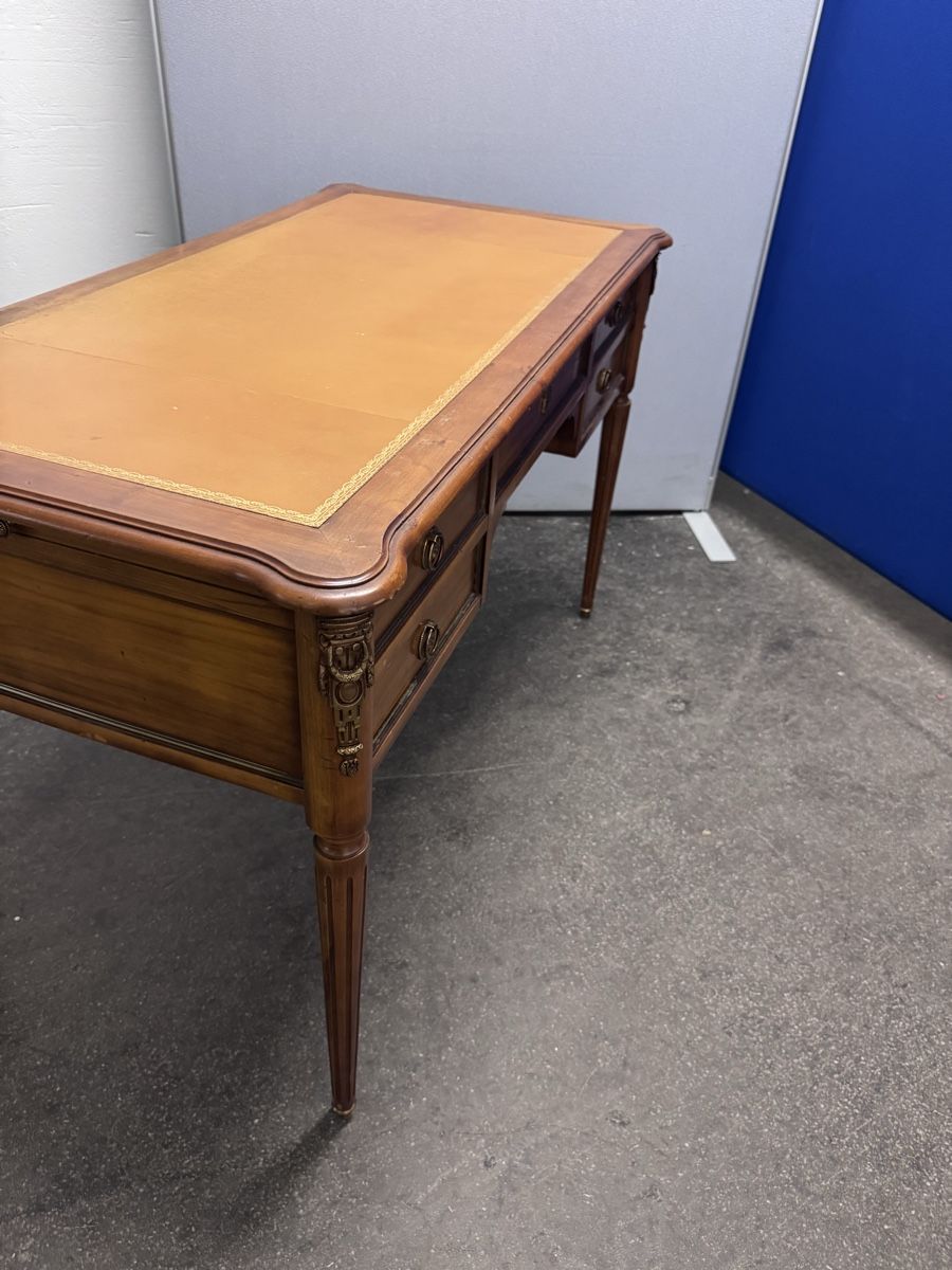 Scrivanie: Antiker Schreibtisch, Holz mit Leder – Usato da Bern venduto da samryan 9
