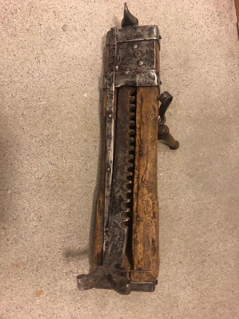 Tutti gli attrezzi: Old Jack In Wood And Wrought Iron – Usato da Zürich venduto da Razinava 1