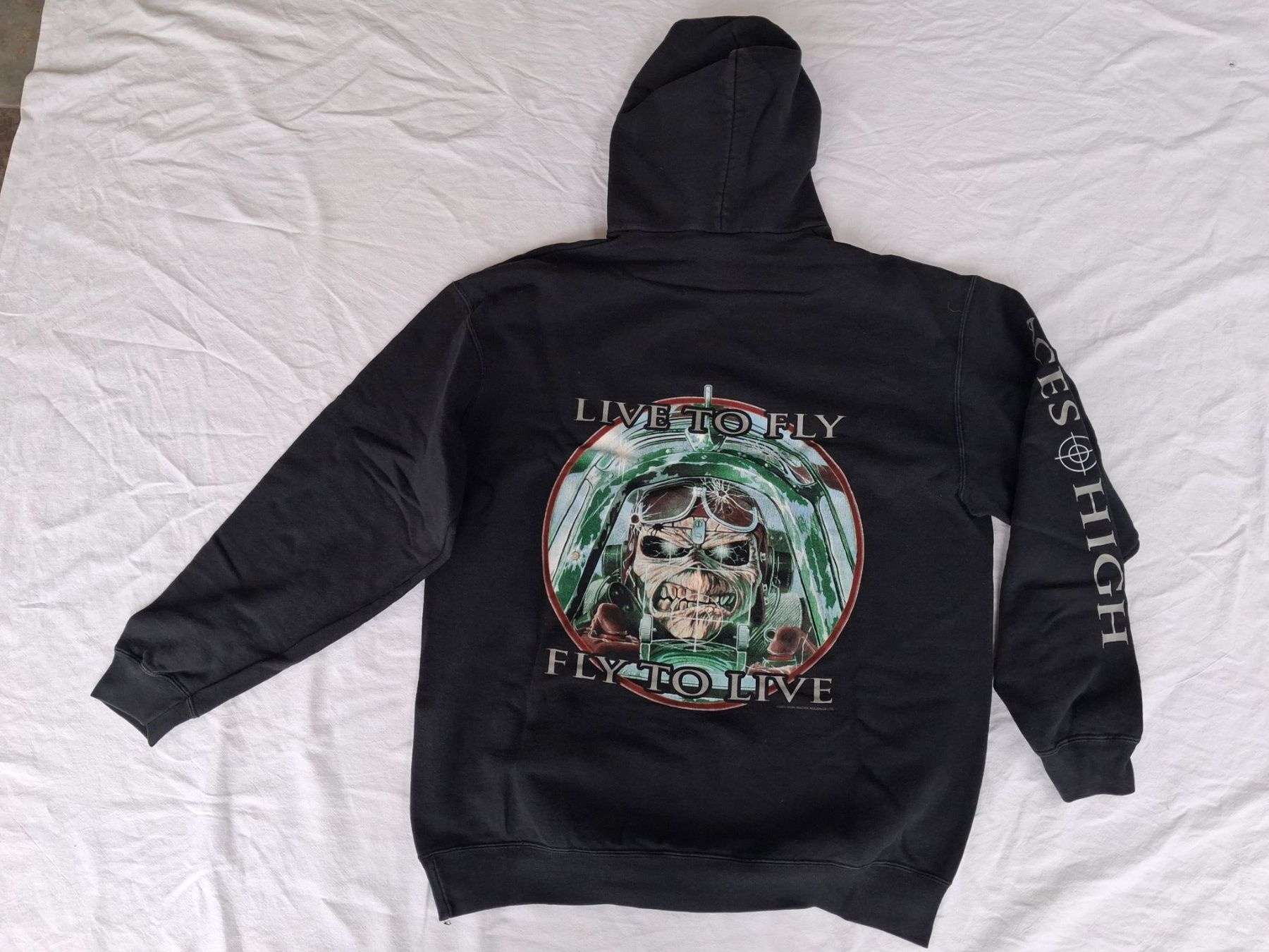 Pullover & Sweatshirts: Iron Maiden Hoodie, Pullover – Gebraucht aus Gretzenbach von chr_bxh5 1