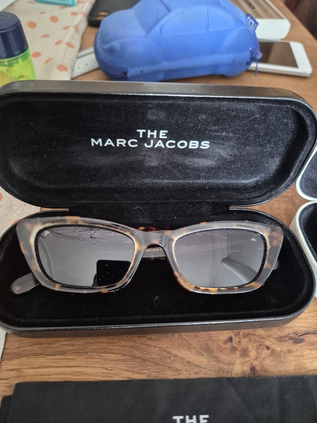 Lunettes & Verres: Marc Jacobs Sunglasses. Great condition. Summer style! – D'occasion à Genève par Giechi76 1