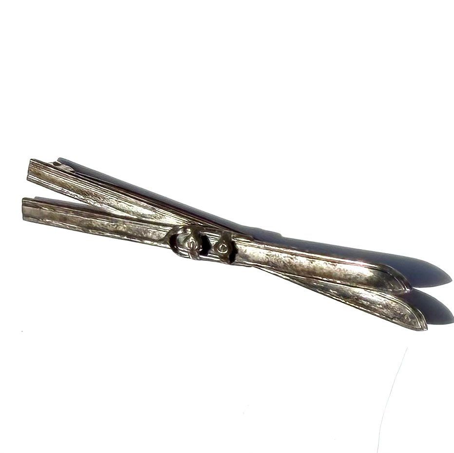 Spille & Fermagli: Antike Brosche Silber "alte Skis" (gestempelt 800) – Usato da Adliswil venduto da duwidu 1