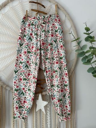 Hose mit Dino-Blumen Muster, Gr. 140 *NEU