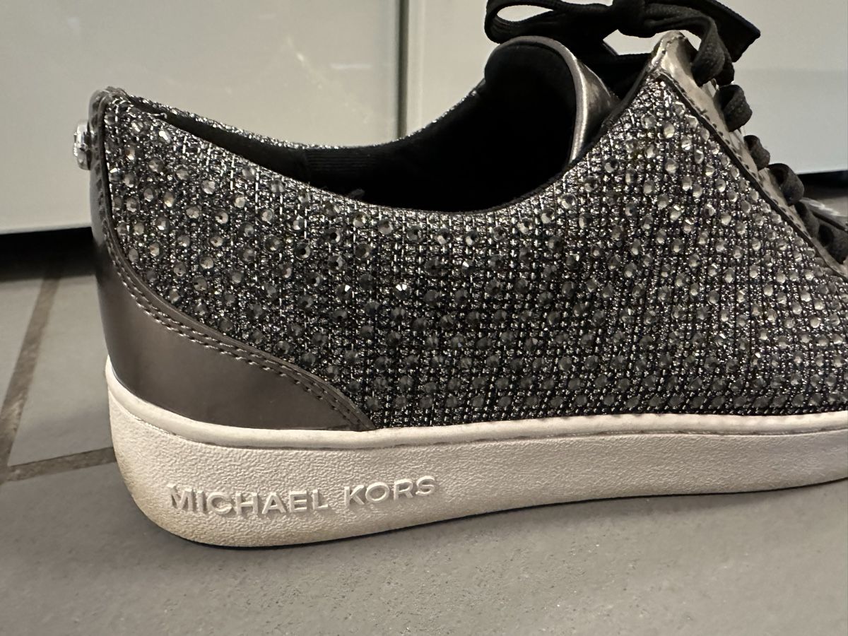 Michael Kors Scarpe da donna: Michael Kors Sneaker, Silber Glitzer, Gr. 37 – Usato da Uetikon am See venduto da Ccsibi 5