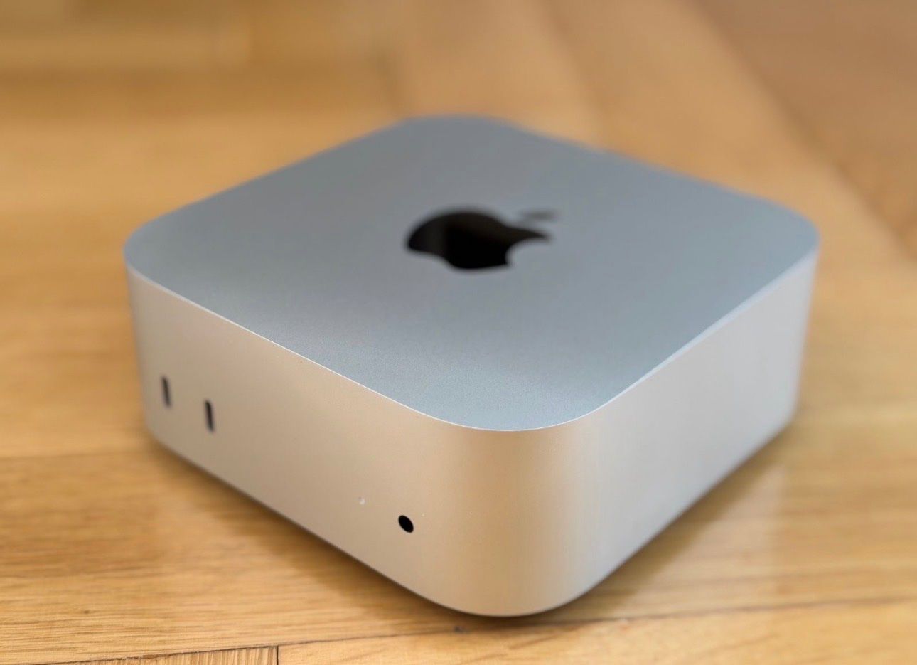 Apple PCs: Apple Mac mini M4 Pro + Mac Pro Case • 64 GB • 2 TB • 10 GB – Gebraucht aus Lyss von smraf 1