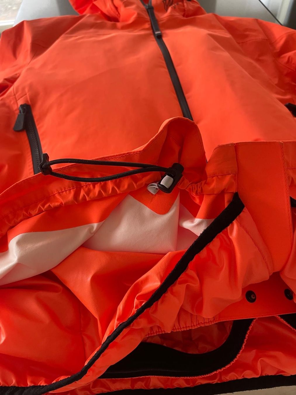 Completi: Moncler Skianzug in Top-Zustand – Nuovo (secondo la descrizione) da Einsiedeln venduto da Fabian8820 9