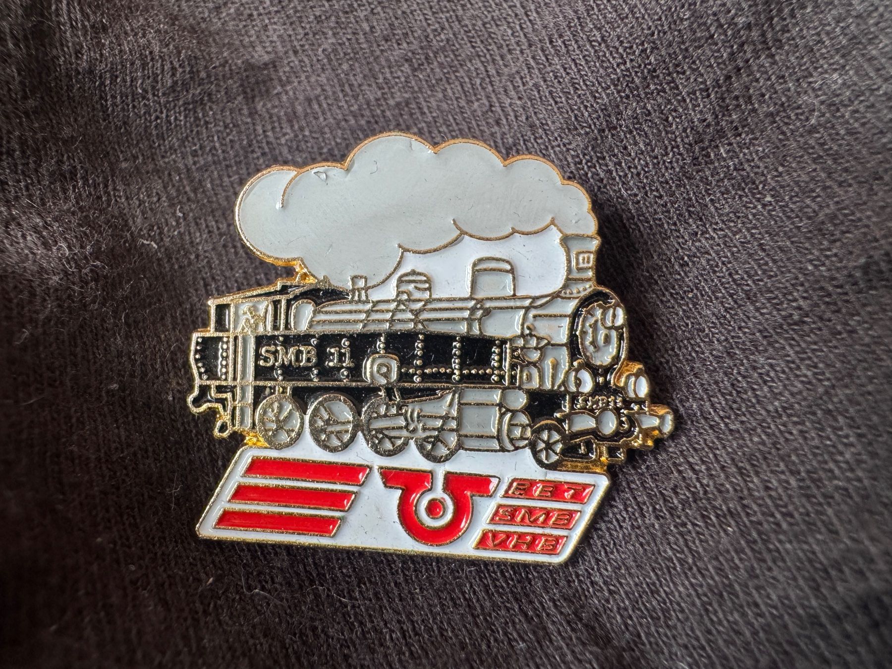 Placchette & Badge: Pin pins SMB 11 – Usato da Neuchâtel venduto da _Easy_to_Find_