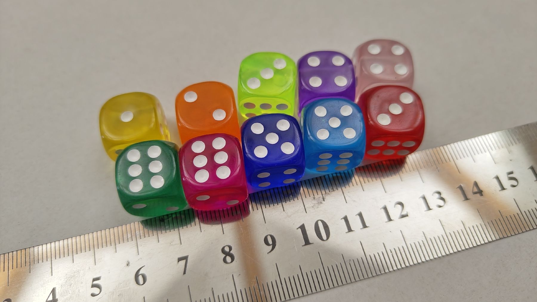 Giocattoli: 10 Würfel assortiert ca. 13mm – Nuovo (secondo la descrizione) da Effretikon venduto da easyjones