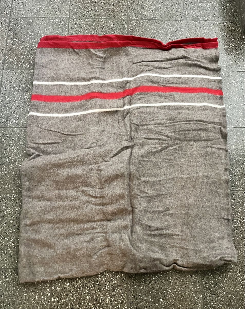 Schweizer Armee Decken: SCHWEIZER ARMEE WOLLDECKE 150x200cm – Neu (gemäss Beschreibung) aus Zürich von Phantom1 1