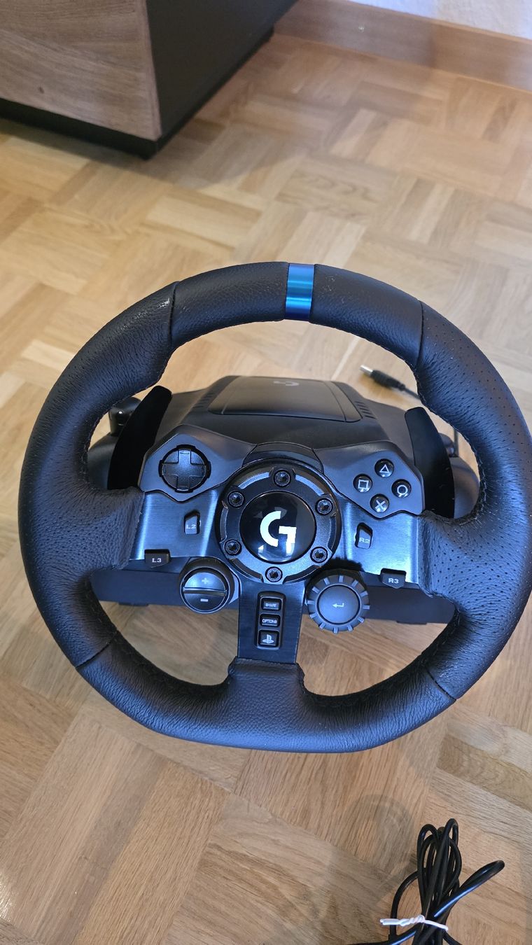 Logitech Manettes: Logitech G G923 Trueforce Playstation PC – D'occasion à Meyrin par pau_7gks 4