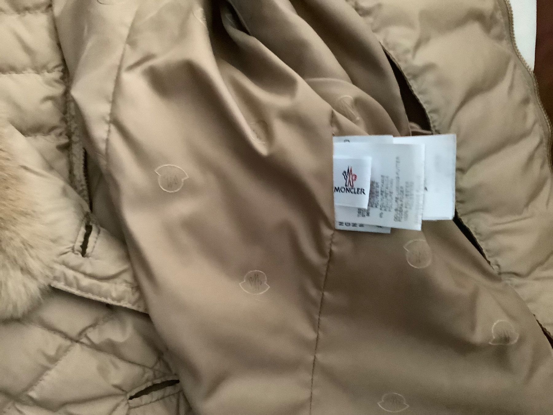 Moncler Cappotti: Moncler Daunen Mantel – Usato da Triesen venduto da Silvia.60 3