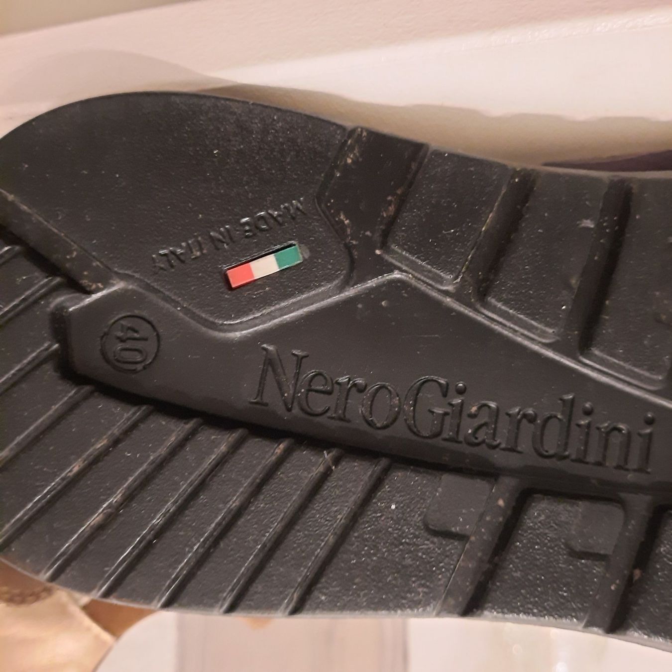 Damenschuhe: SNEAKERS VON NERO GIARDINI, GR.40 – Gebraucht aus Hinwil von Wuschi40 1
