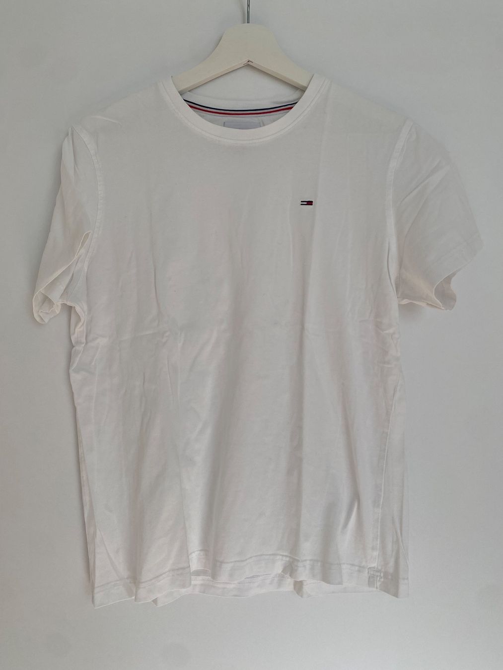 Tommy Hilfiger T-Shirts: Tommy Hilfiger T-Shirt – Gebraucht aus Oberdiessbach von cor_2nrl