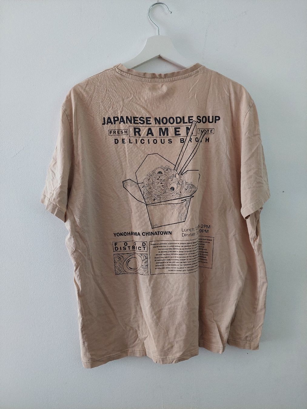 T-shirt: Tshirt YOURTURN – Usato da Neftenbach venduto da Joyvdberg 2