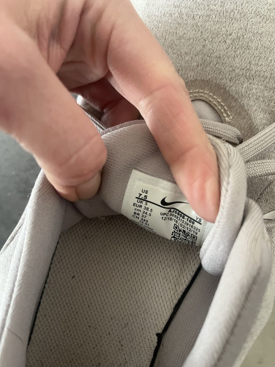 Nike Scarpe da donna: Nike Flex Experience 8, Damen Turnschuhe, Grösse 38.5 – Usato da Luzern venduto da Boudin03 4