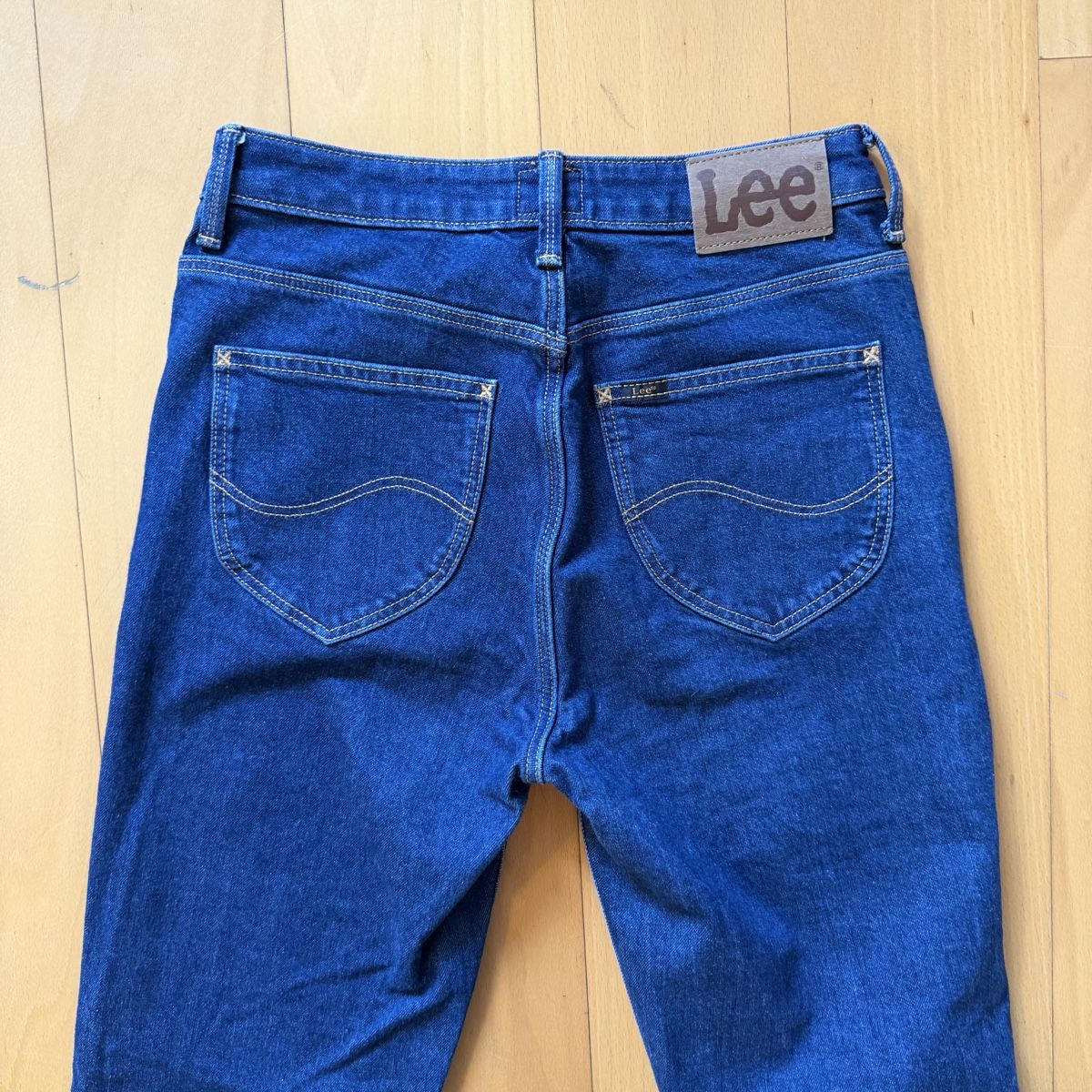 Lee Jeans: Lee Jeans – Usato da Zürich venduto da lindamagdalena 1