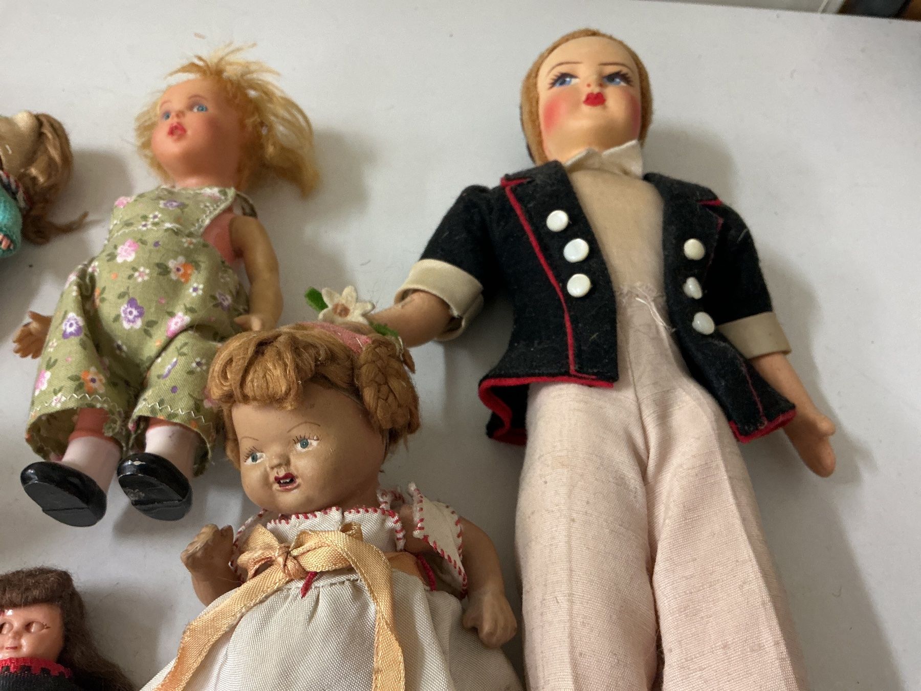Bambole: Lot kleine Puppen 3 – Usato da Bern venduto da vielerart 3