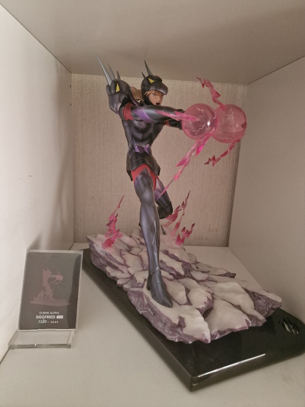 Statuette: Tsume ikigai siegfried – Nuovo (secondo la descrizione) da Lausanne venduto da cua_wq5d