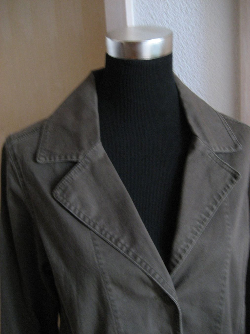 Giacche: Veste stretch taille 44 – Usato da Delémont venduto da marryb 1