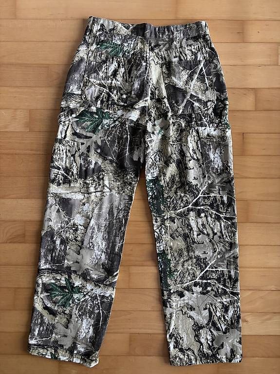 Pantaloni: Camouflage Carpenter Hose – Usato da Beckenried venduto da ema_t6cf 1