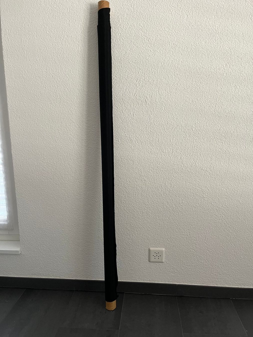 Tessuti: Futterstoff schwarz auf Rolle  250x135cm - SchnäppchenPreis – Nuovo (secondo la descrizione) da Kappel SO venduto da siebenmeilenstiefel