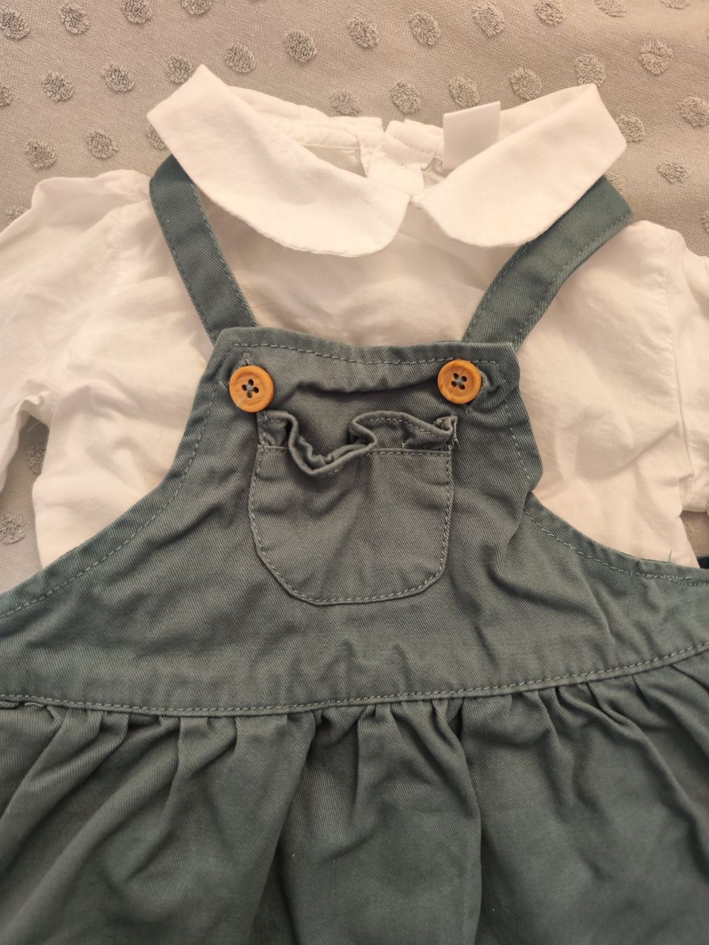 Lotti & Set di vestiti: Kleid + Bluse - Set, Grösse 9M – Nuovo (secondo la descrizione) da Reinach BL venduto da chilller92 1