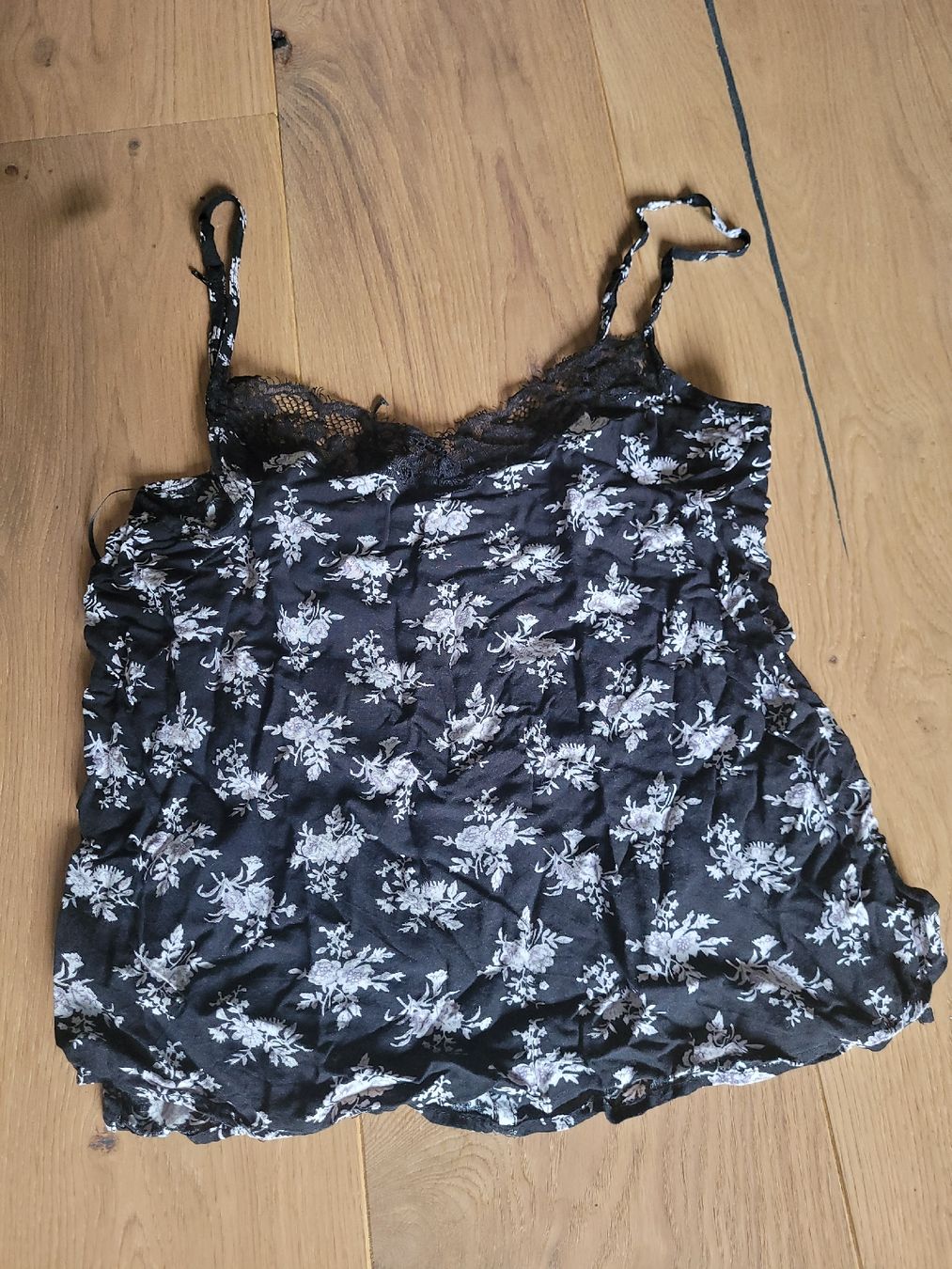 Top: Top Blumen Floral Gr M – Usato da Brienz BE venduto da Zwiback20