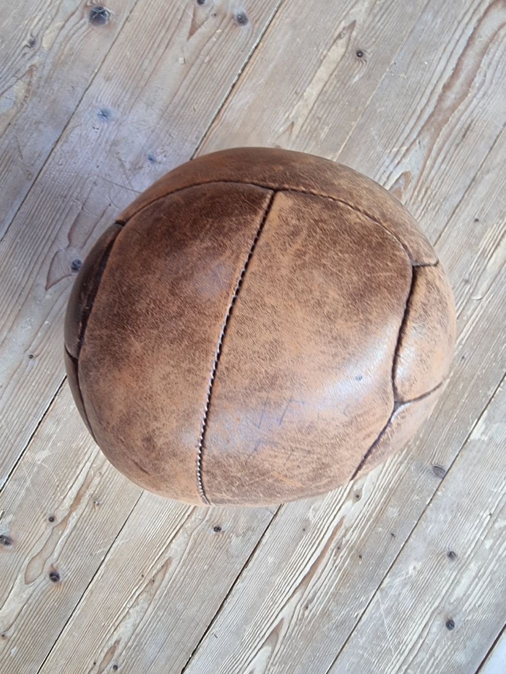 Alder+Eisenhut Palloni: Medizinball Leder antik – Usato da Nidau venduto da Wertas2 1