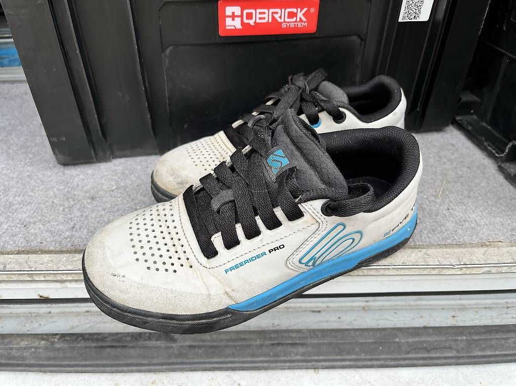 Scarpe da uomo: Five Ten Freeride Pro – Usato da Hombrechtikon venduto da Sziliair