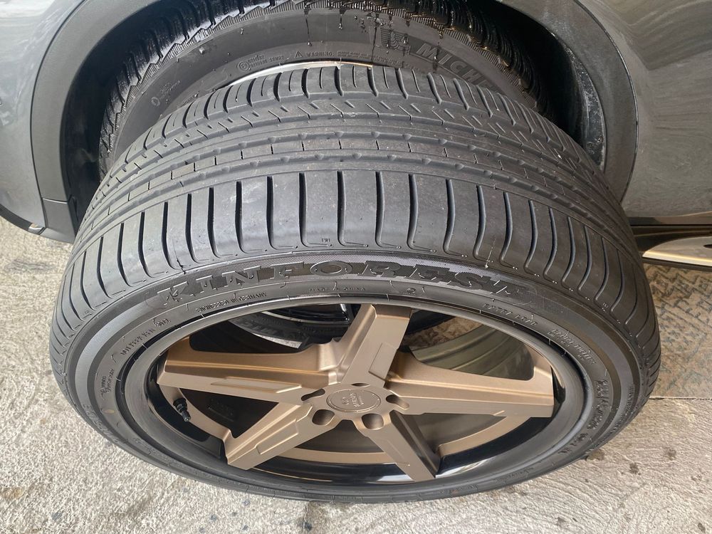 255 45 Zr 20