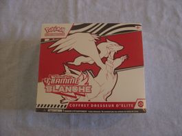 Pokémon box ETB "Flamme blanche", 2025, état neuf