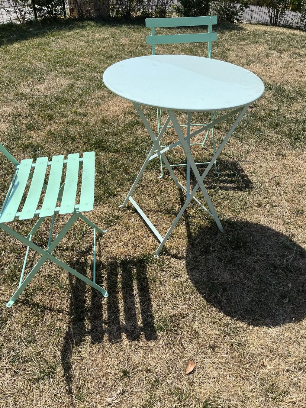 Fermob Set di tavolo e panche: Fermob - Table et chaise de bistrot – Usato da Sugiez venduto da pac_5swd 2