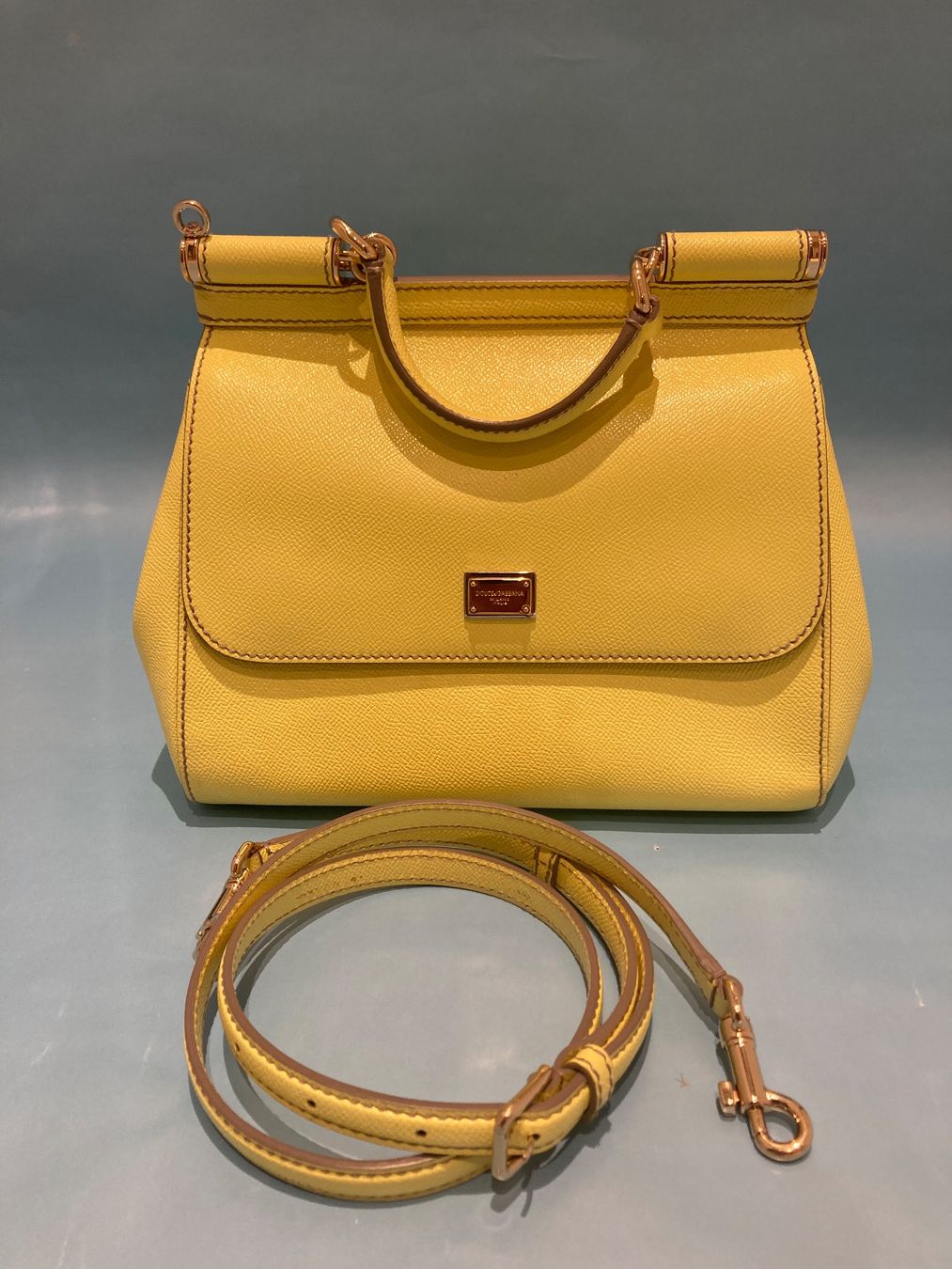 Dolce & Gabbana Borse da donna: Dolce & Gabbana Sicily Dauphine – Usato da Paradiso venduto da Kayakara 1