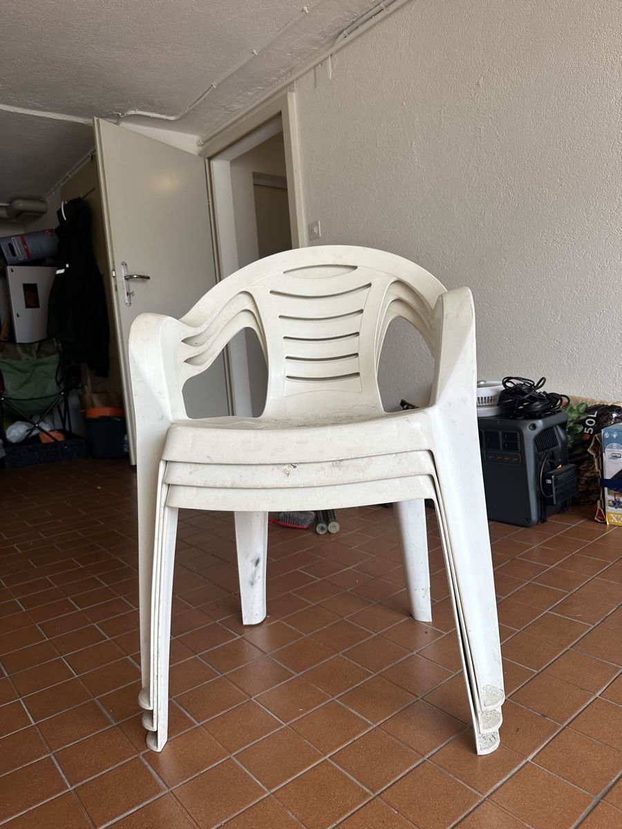 Stühle: Stühle – Gebraucht aus St. Margrethen SG von luk_c6c5