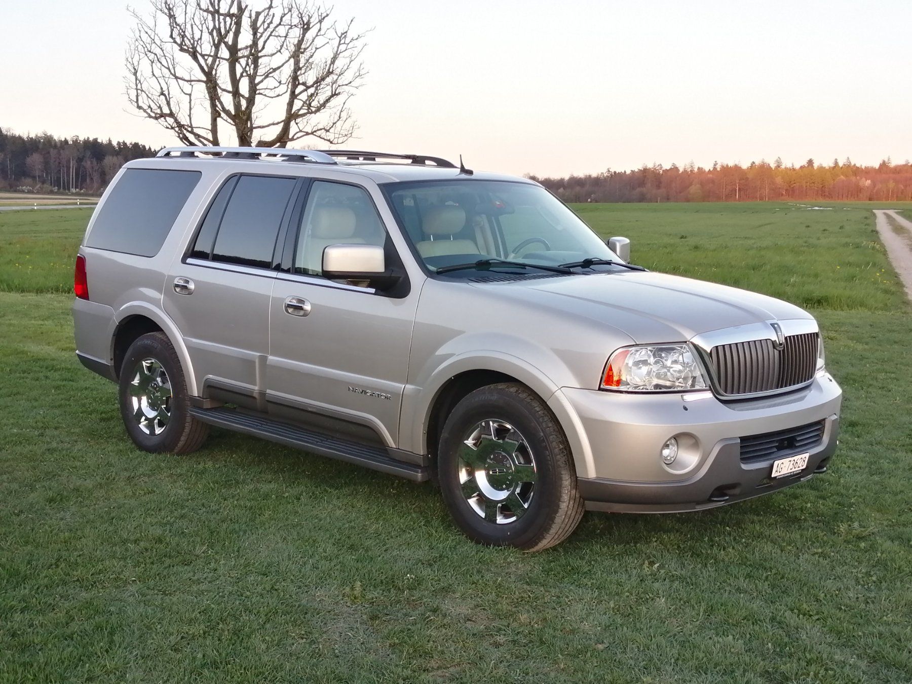 Automobili: Lincoln Navigator – Usato da Wildegg venduto da Enginev8