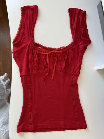Top donna rosso taglia S/M con laccetti