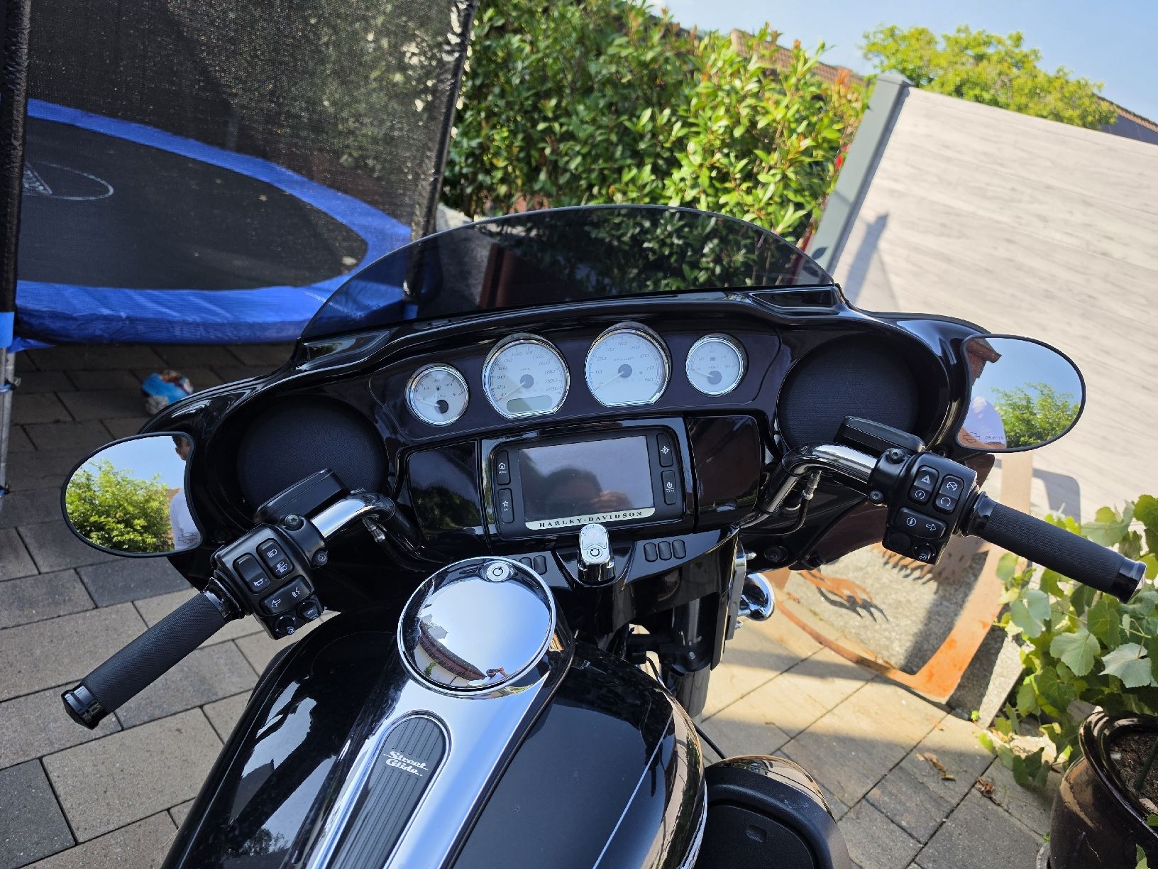 Harley-Davidson Touring: Harley Davidson Street Glide Touring – Usato da embrach venduto da martinleite 5