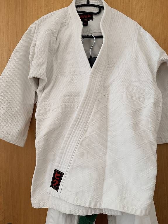 Kimonos: Judogi Kimono taille 150 – Gebraucht aus Lausanne von fynou 1