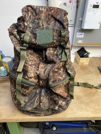 Neuwertiger Rucksack von Brunel für die  Jagd