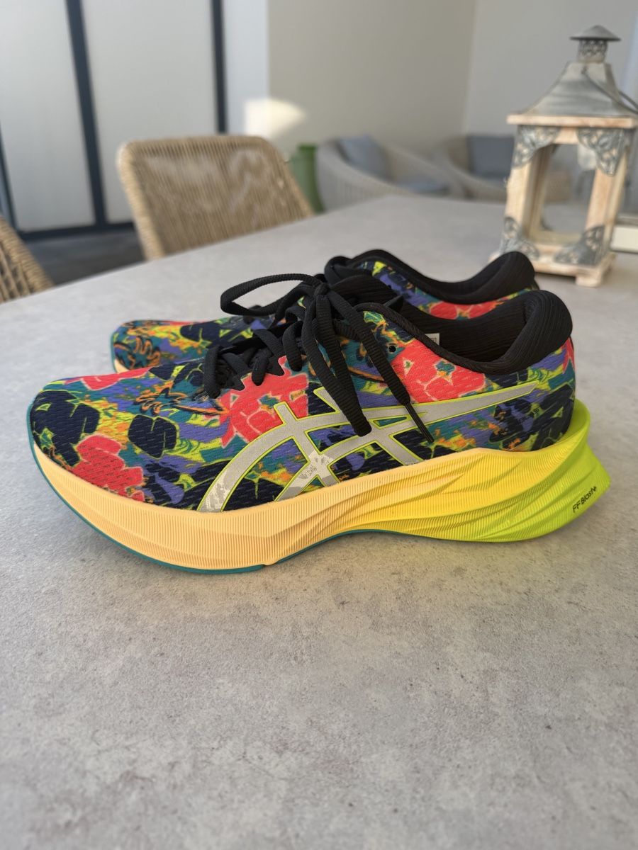 Asics Damenschuhe: Asics Novablast 3 | Top Zustand! – Neu (gemäss Beschreibung) aus Wohlen AG von Maloukoch 1
