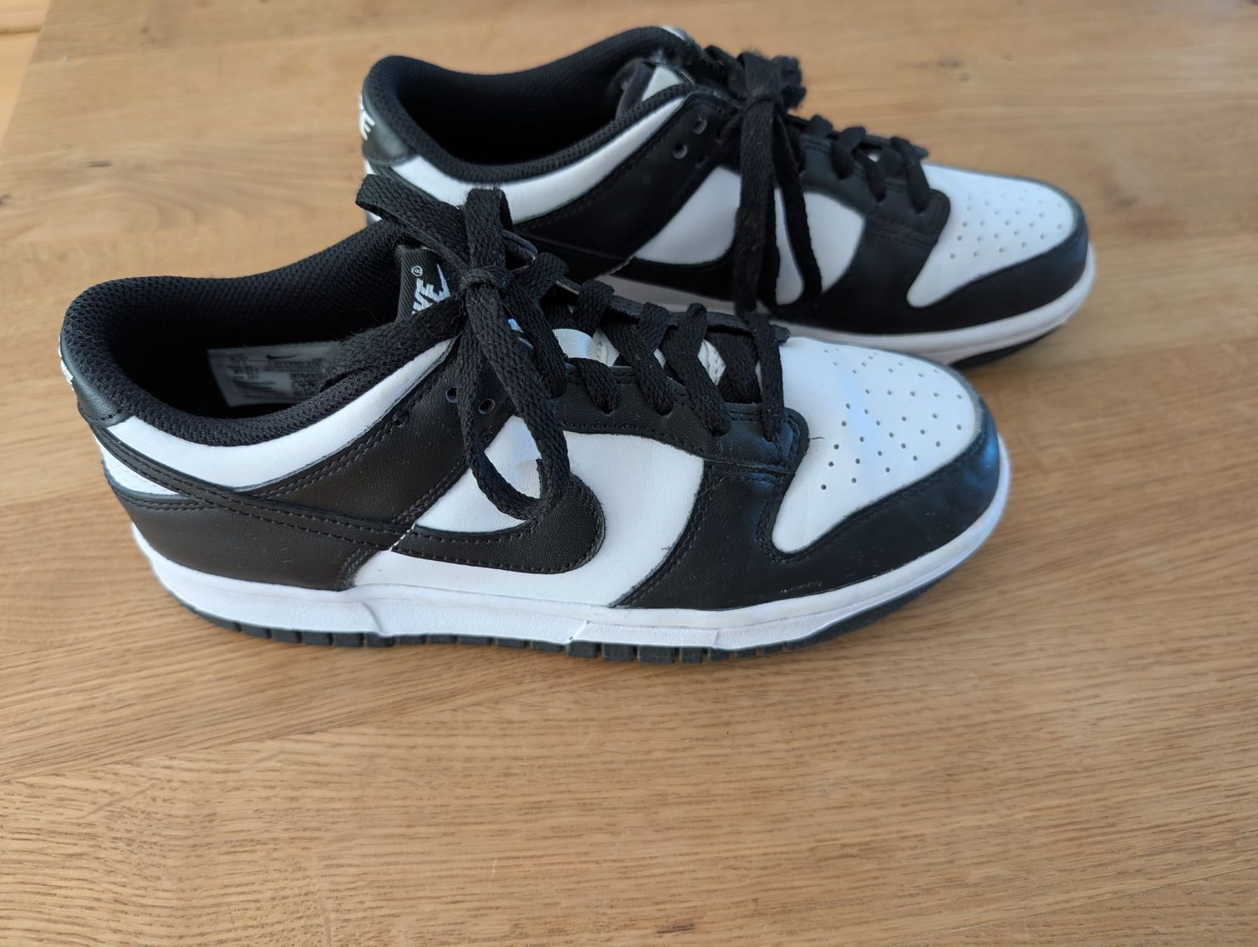 Nike Scarpe da uomo: Nike Sneaker Dunk Low GS, Grösse 39 – Usato da Wolfhausen venduto da Odi1911 2